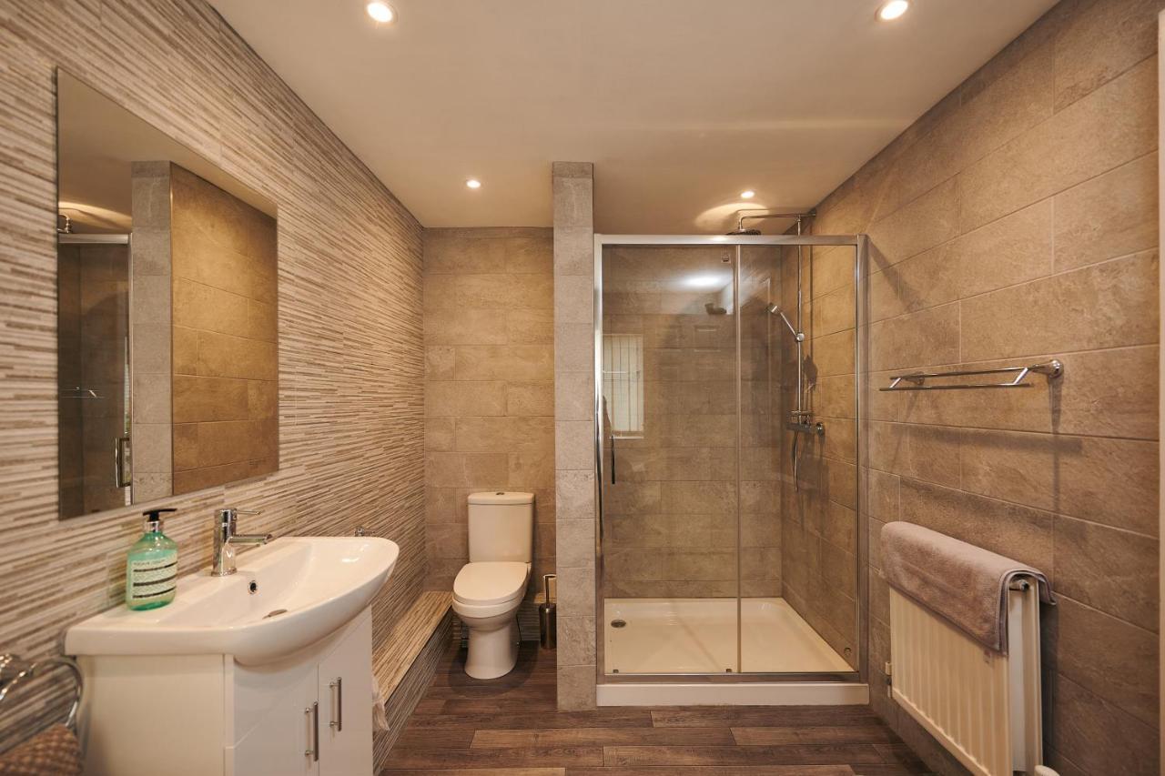 Sea Gem- Beautiful Family Home With Stunning Sea Views & Garden Tenby Luaran gambar