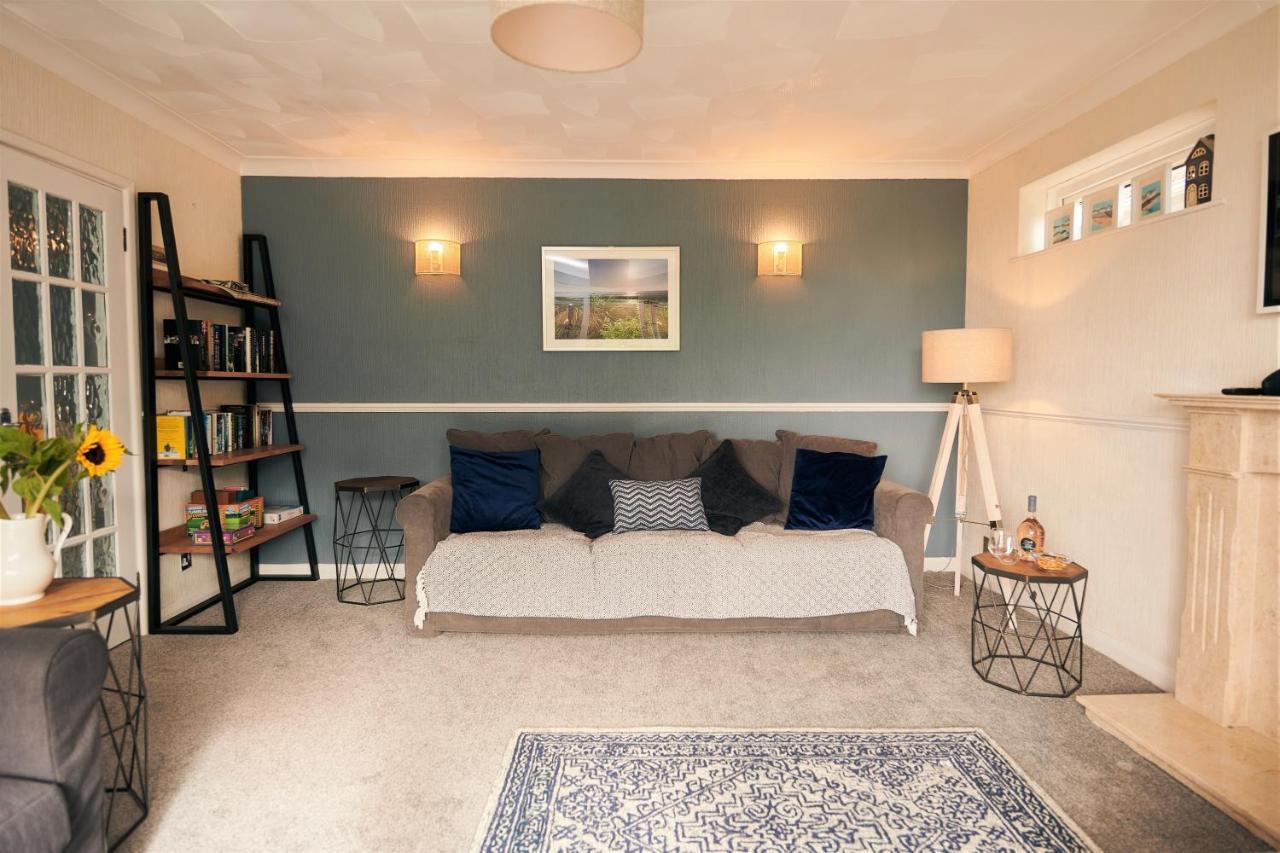 Sea Gem- Beautiful Family Home With Stunning Sea Views & Garden Tenby Luaran gambar