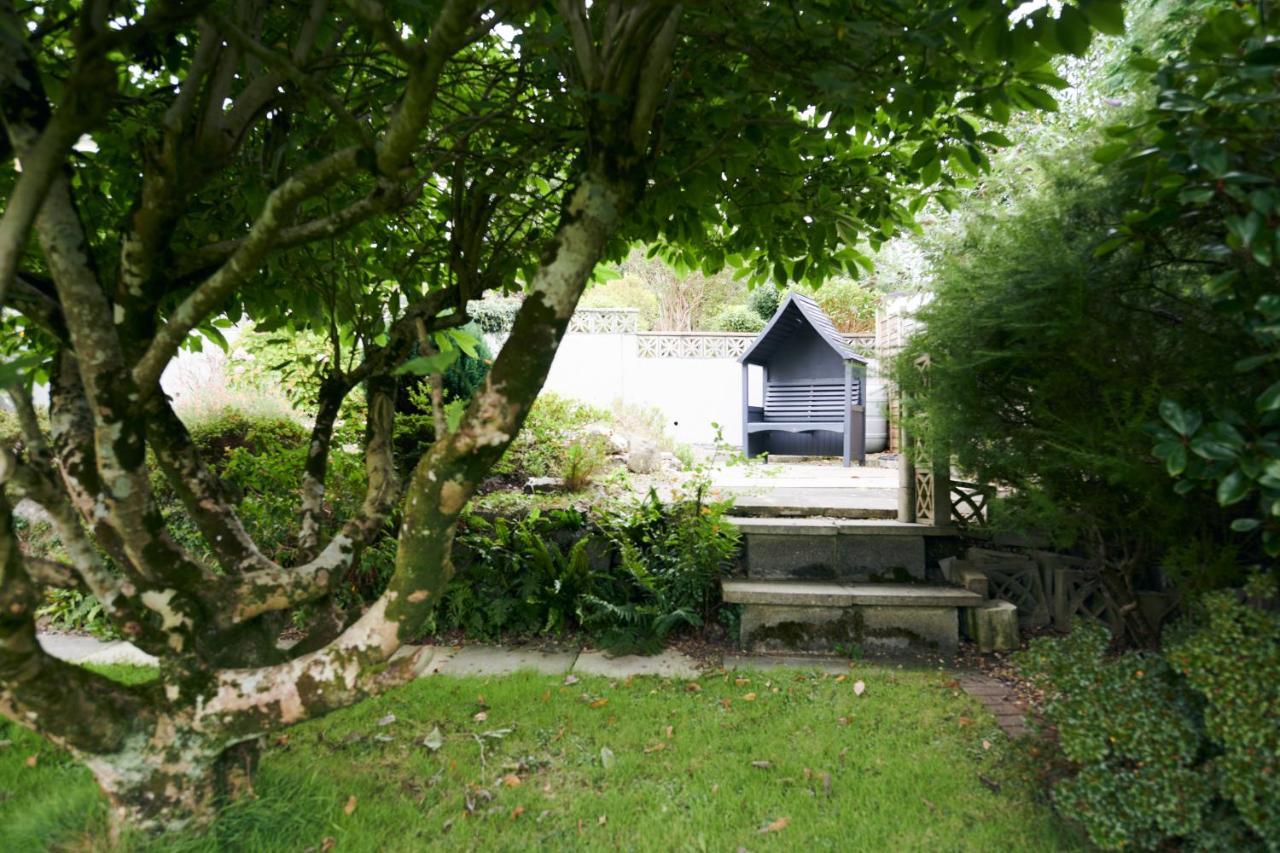 Sea Gem- Beautiful Family Home With Stunning Sea Views & Garden Tenby Luaran gambar